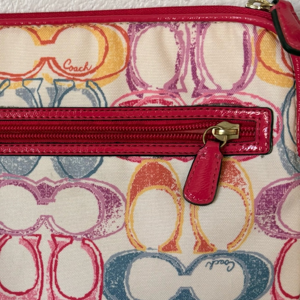 Coach F63594 Multicolor Padded Tablet Crossbody Adjustable 46" - Picture 5 of 11